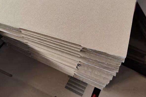 南京包装纸箱厂定制生产多层瓦楞纸箱(图1)